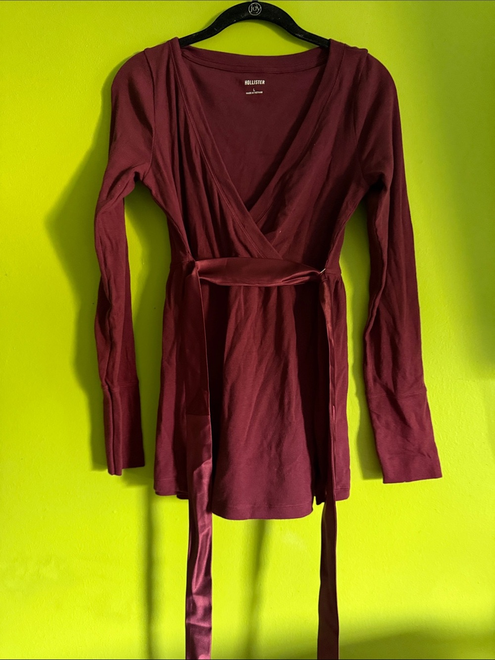 NWT Hollister Dark Red Ribbed Faux Wrap Top Shirt With Removable Tie Size L